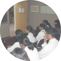 Students during a cardiology lecture